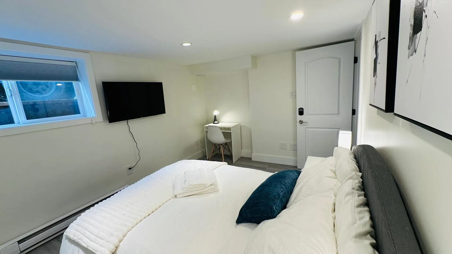 Quarto em Acomodações Particulares Quiet Basement Suite Steps From Quilchena Park In Vancouver
